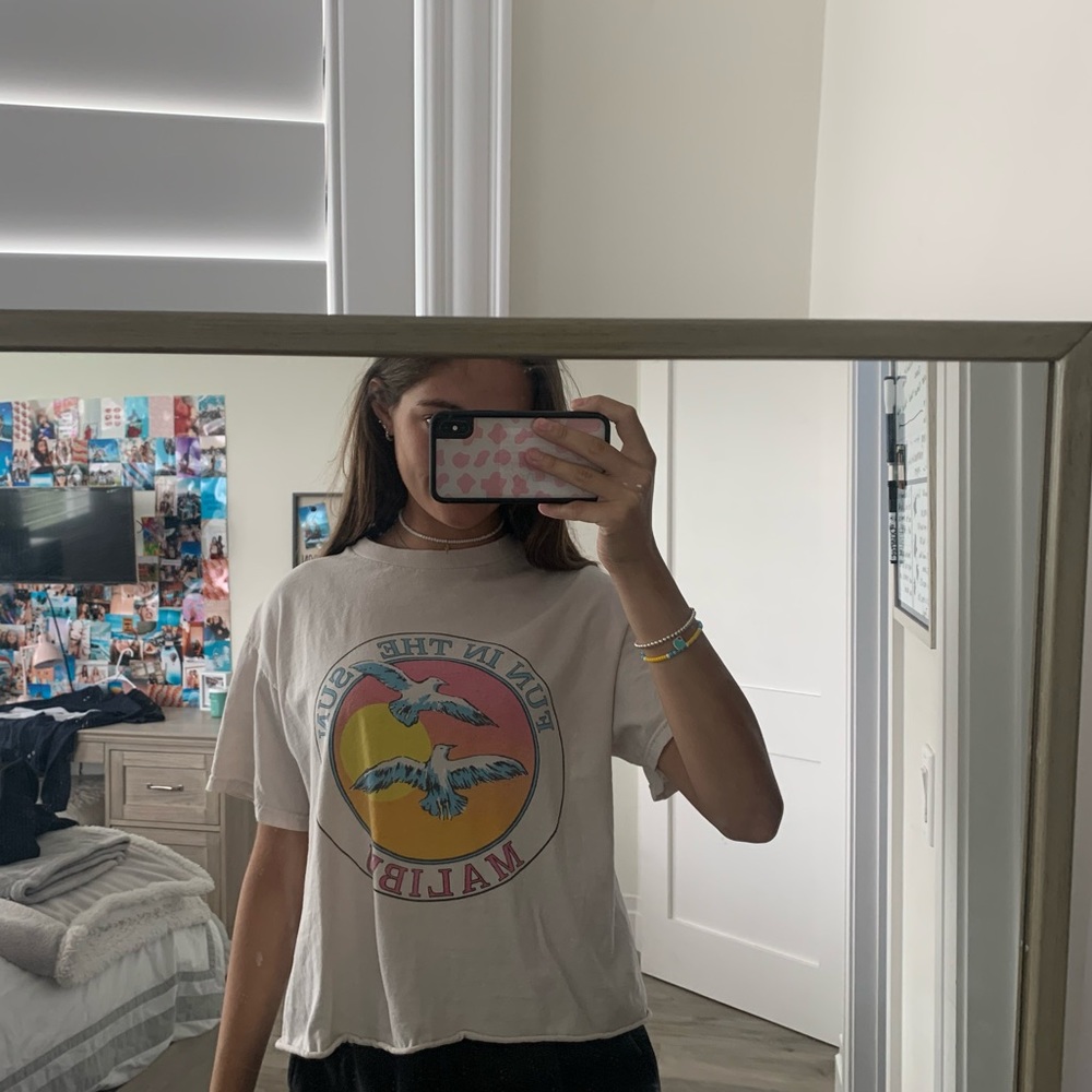 Brandy Melville Fun in the sun T-shirt